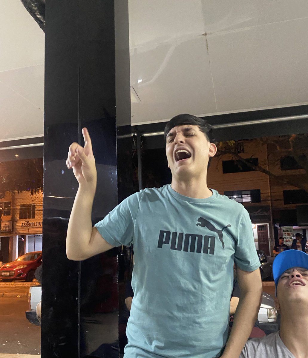 feliperibeirx's tweet photo. aquela música da marilia mendonça DESCULPE MAS EU SOU GABRIEL https://t.co/0cYtisgq9F