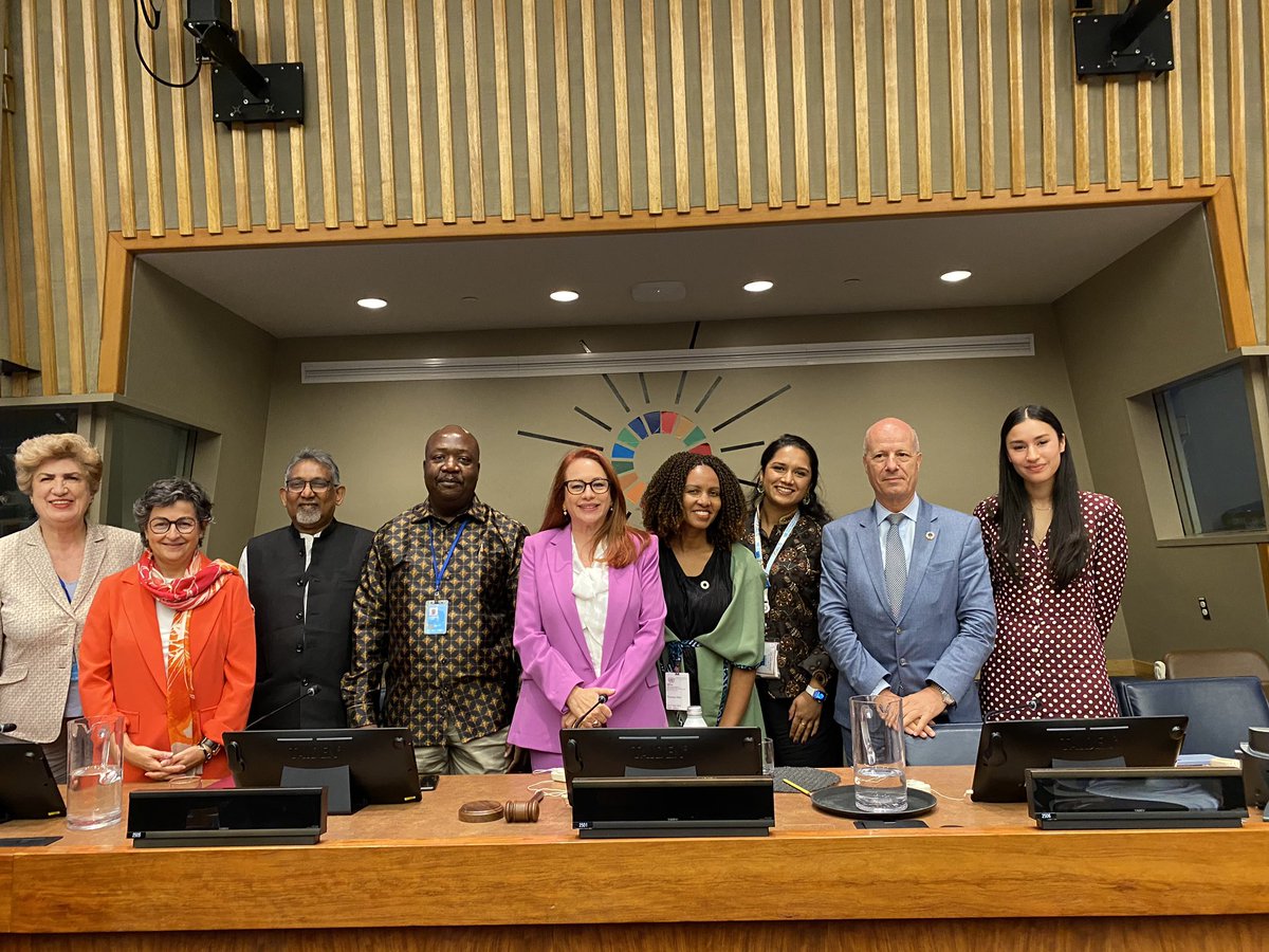 AranchaGlezLaya's tweet image. At the @UN #SDGActionWeekend we have discussed how to build a more resilient multilateral system 

#MultilateralismMatters