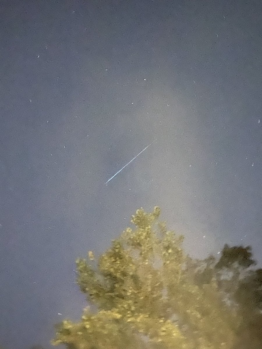 _kristen_corb's tweet photo. @BebeRexha So weird! It was a string of lights extending across the sky - moving away from us for a good 10+ seconds https://t.co/CDCbxzoKV7