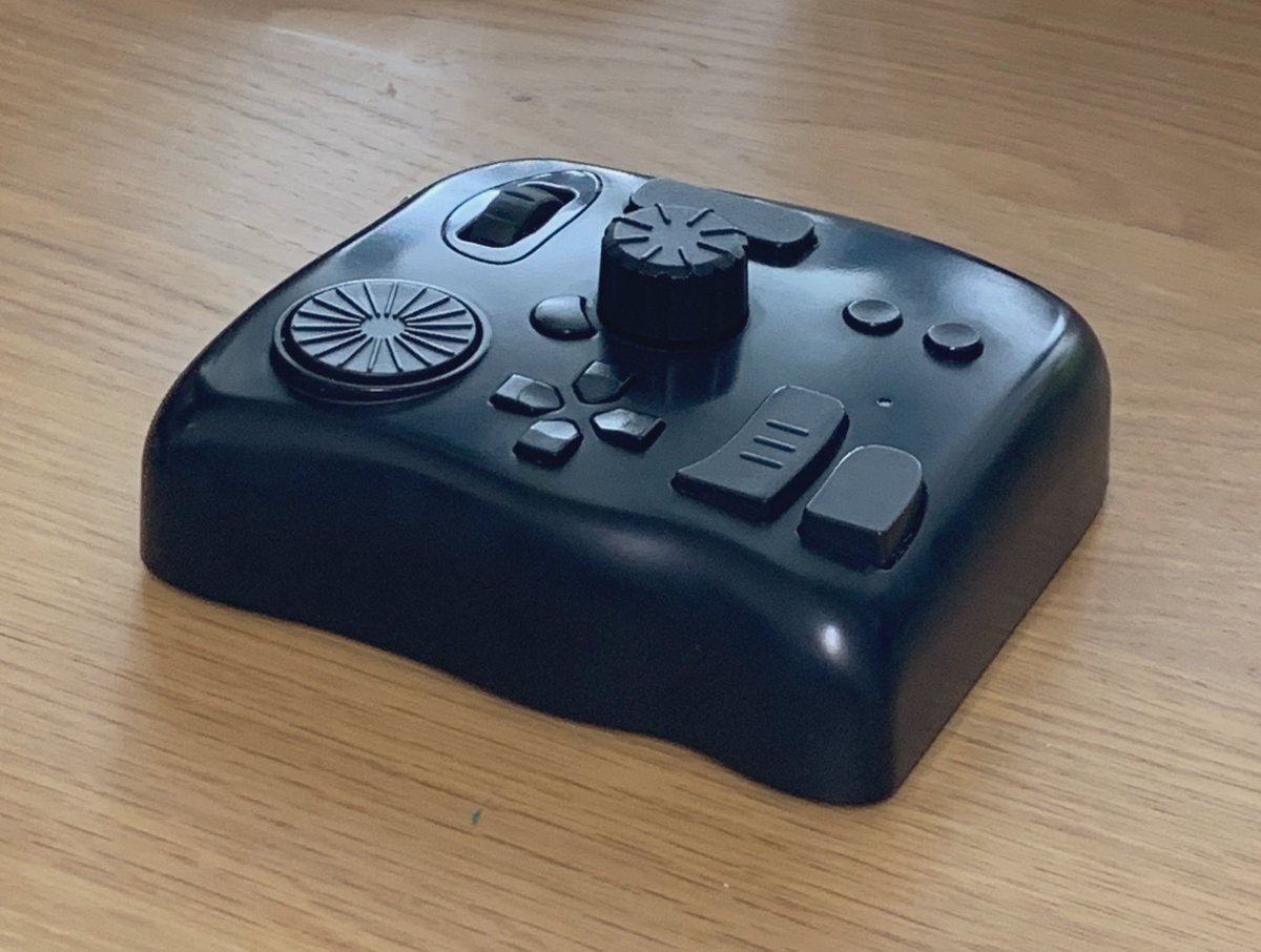 TourBox 左手デバイス ベタつきあります 左手デバイスtourboxの劣化したラバーコーティングはエナメル溶剤と