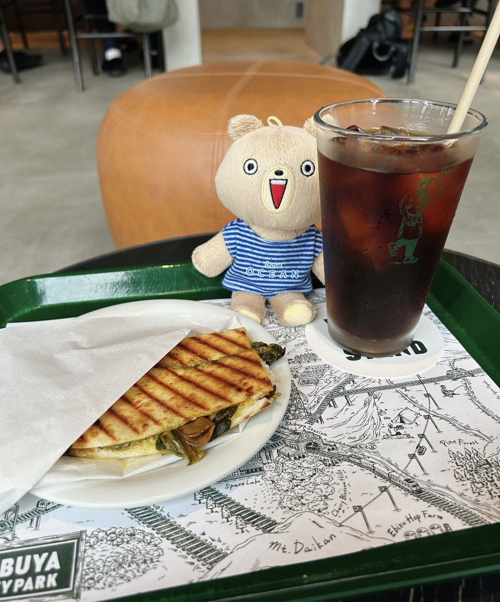 kumaryo096's tweet photo. 宮下パークのカフェで朝ごはん（◉▽◉）ホテル内でわかりにくい場所のせいか空いてる
#VALLEYPARKSTAND https://t.co/sE4e54KyQC