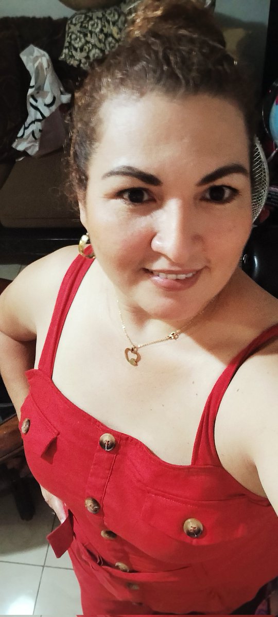 karomerito76's tweet photo. Feliz sábado 💕 https://t.co/H5fCIIYWzj