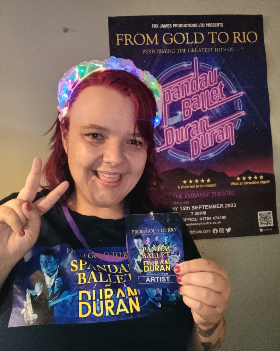 steffithemonkey's tweet photo. Friday Nite was brilliant. 
I saw From Gold To Rio &amp; I love it.
The lead singer for Spandau (Lee) picked me from all the audience &amp; gave me his VIP Badge, thank you. 
Big hugs to the band &amp; my best mate (Chris) who is the lead singer for Duran Duran 
I had a blast &amp; thank you https://t.co/LA5aGsyiyQ