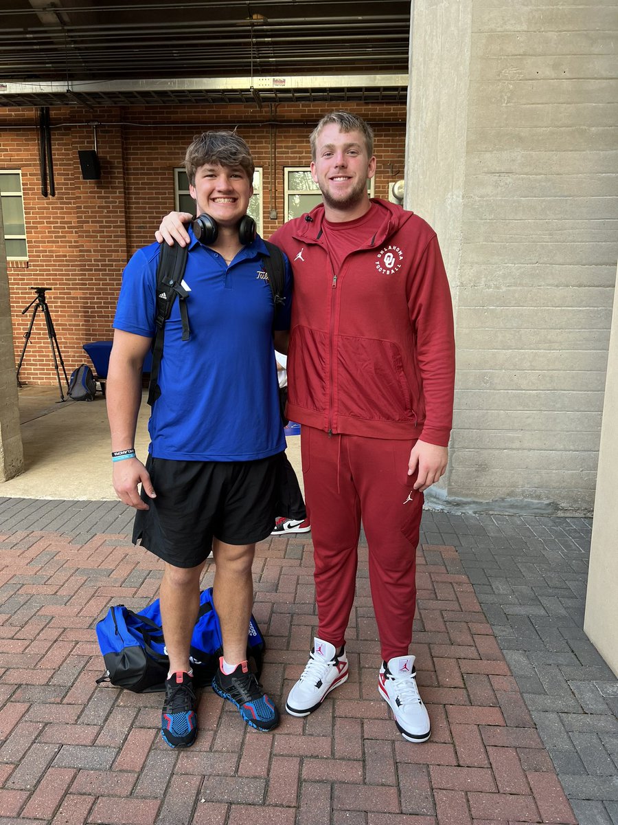 2 @PCALionsFB legends playing each other today, both started and had great games! Proud of them both! 
Once a Lion, always a Lion! 
@austin_stogner @mcgary_luke 
#TightEndU