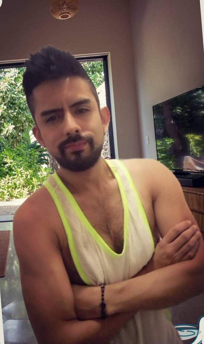 DerekHassan77's tweet photo. @DerekHassan77  #cachetes 😍 #gay #InterMilan #Grindr #GrindrHookUp #Scruff #CDMX #cdmxgay https://t.co/FTUDCtRkdF