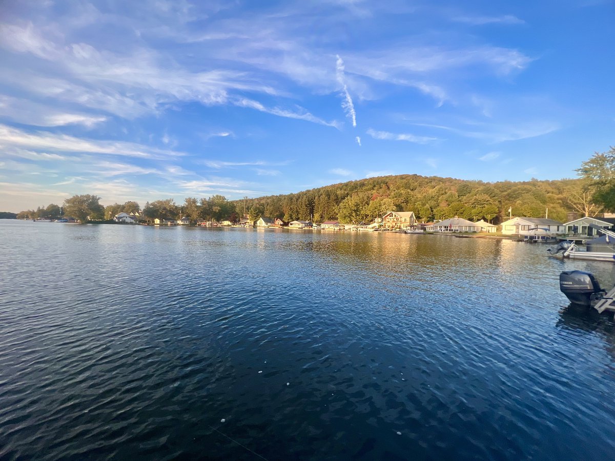 Allentown1711's tweet photo. Another phenomenal day here on #LimeLake …… 🫶🏻💫🌊💚☀️🎣 #Thankful https://t.co/L27FdRlFuo