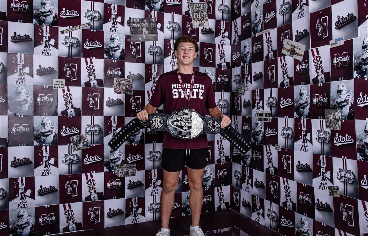rhoades_hayden's tweet photo. I had a great time at the @HailStateFB!! Thank you @Coach_Conwell and @CoachMeleMSU for the hospitality! #HailState  

@GHSMustangsFB @KohlsKicking https://t.co/sNTWsxupdA