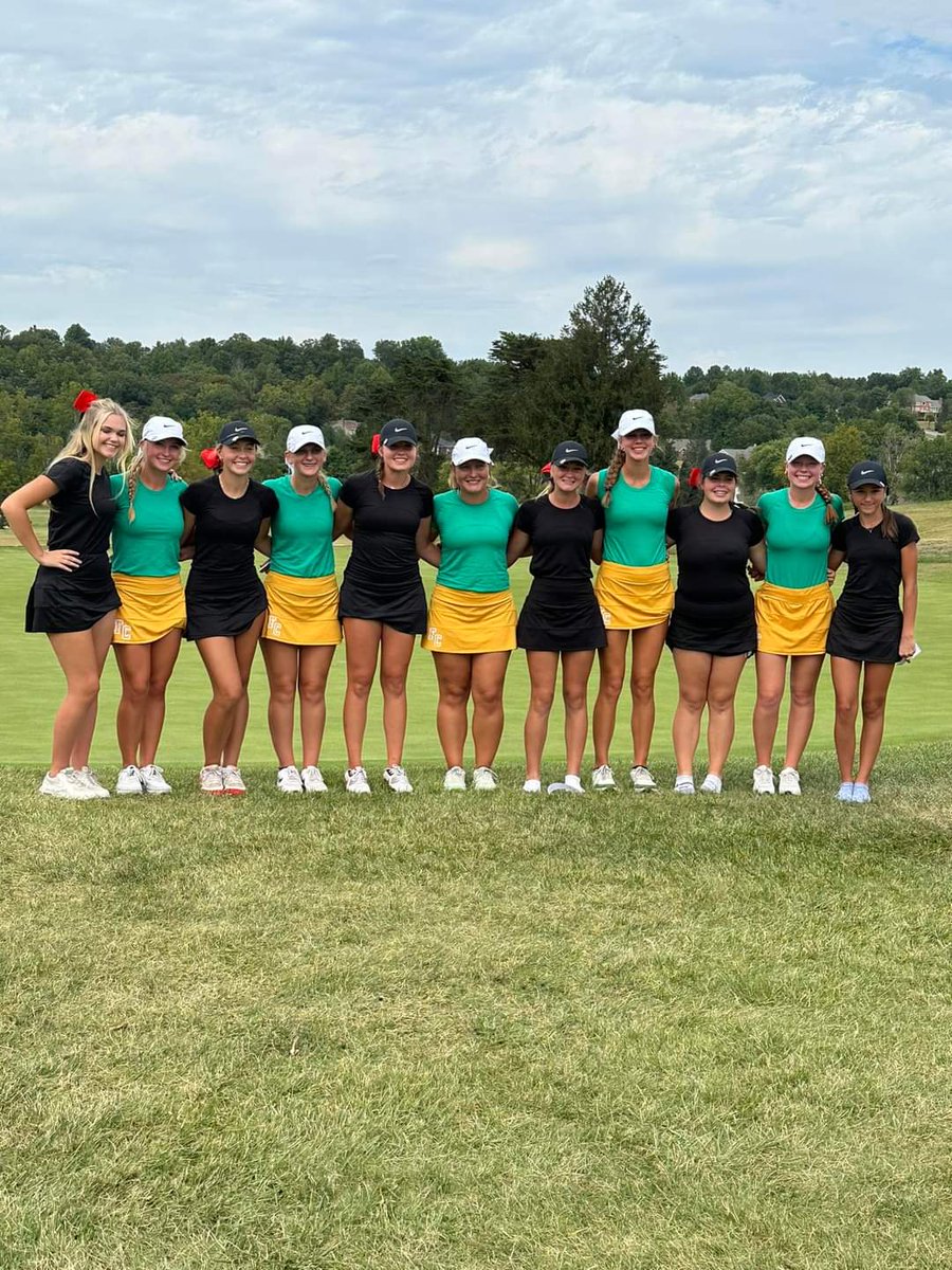 The Dogs took 3rd today at the Corydon Sectional with a 345 (season best).  We advance to next Saturday's Franklin Regional.  Congrats to FC with the W and Corydon with 2nd. <a href="/GoNewAlbany/">New Albany Athletics</a> <a href="/indianahsgolf/">Indiana HS Golf</a> <a href="/newstribscores/">News&Tribune Sports</a> 

Wardlaw 74
A. Reavis 89
Quinn 86
Dietrich 96
E. Reavis 100