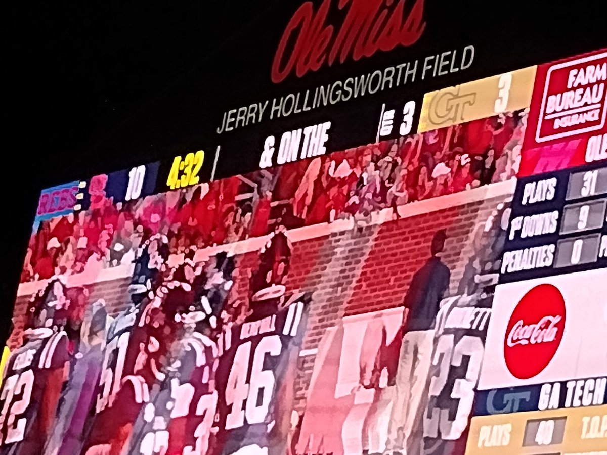 MsChiTwnFinest's tweet photo. Alrighty OLE MISS  leading 10-3 against GA Tech at halftime @HottyToddySprts @OleHottyToddy https://t.co/S3Unt2lj10