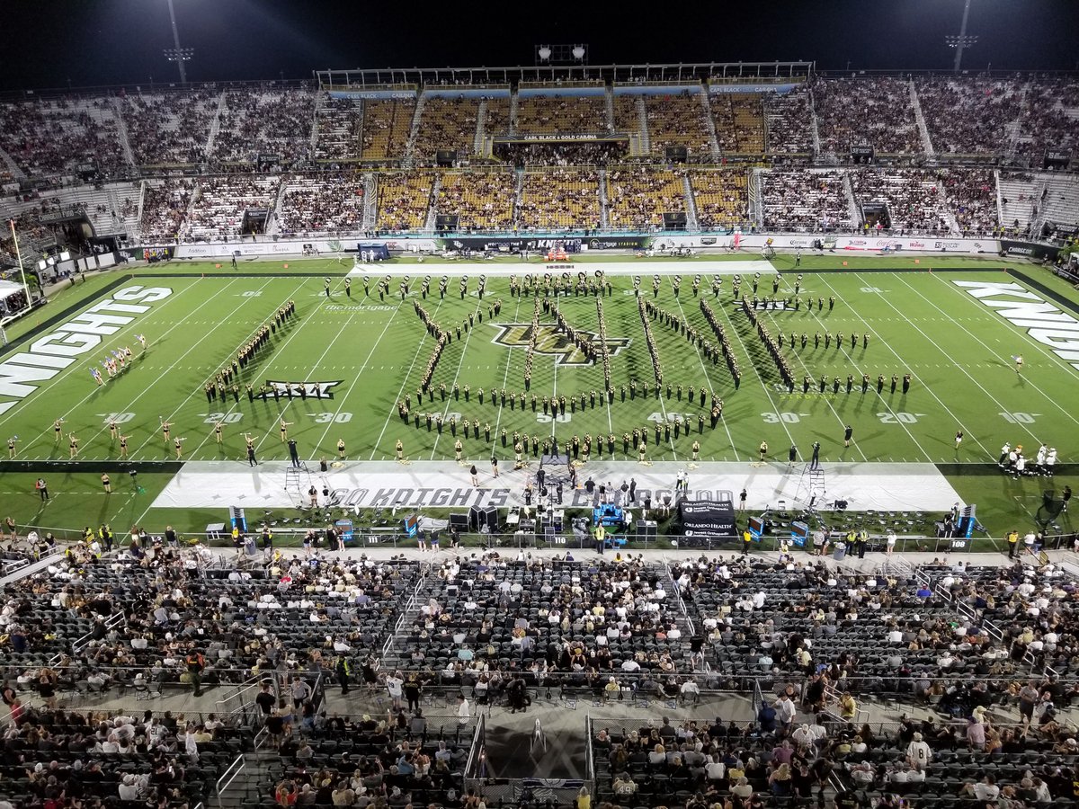 MarchingKnights's tweet photo. Tonight we also honored Lynne Cheek, a major supporter and founding member of the Marching Knights, who passed too soon. We dedicated tonight’s Fight Song in her memory. 💛 https://t.co/ZlfmNNmmlz
