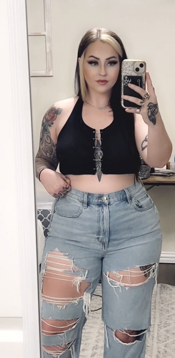 _mamalindss's tweet image. so anyways