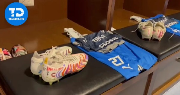 telediariomty's tweet photo. ¡Gran gesto! Jugadores de Rayados utilizan tachones a favor de la Prevención de la Violencia contra la Mujer

https://t.co/TLs9TdfTPD https://t.co/oEWBOxvv77