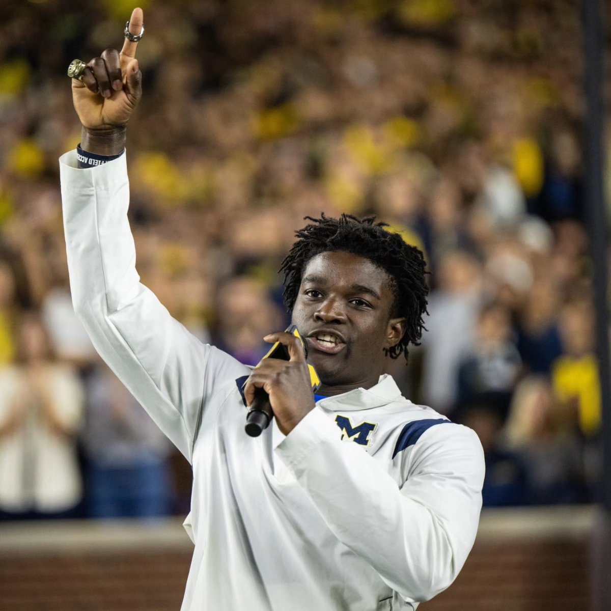 UMichGym's tweet photo. #GoBlue〽️ https://t.co/gWj6AGwLfC
