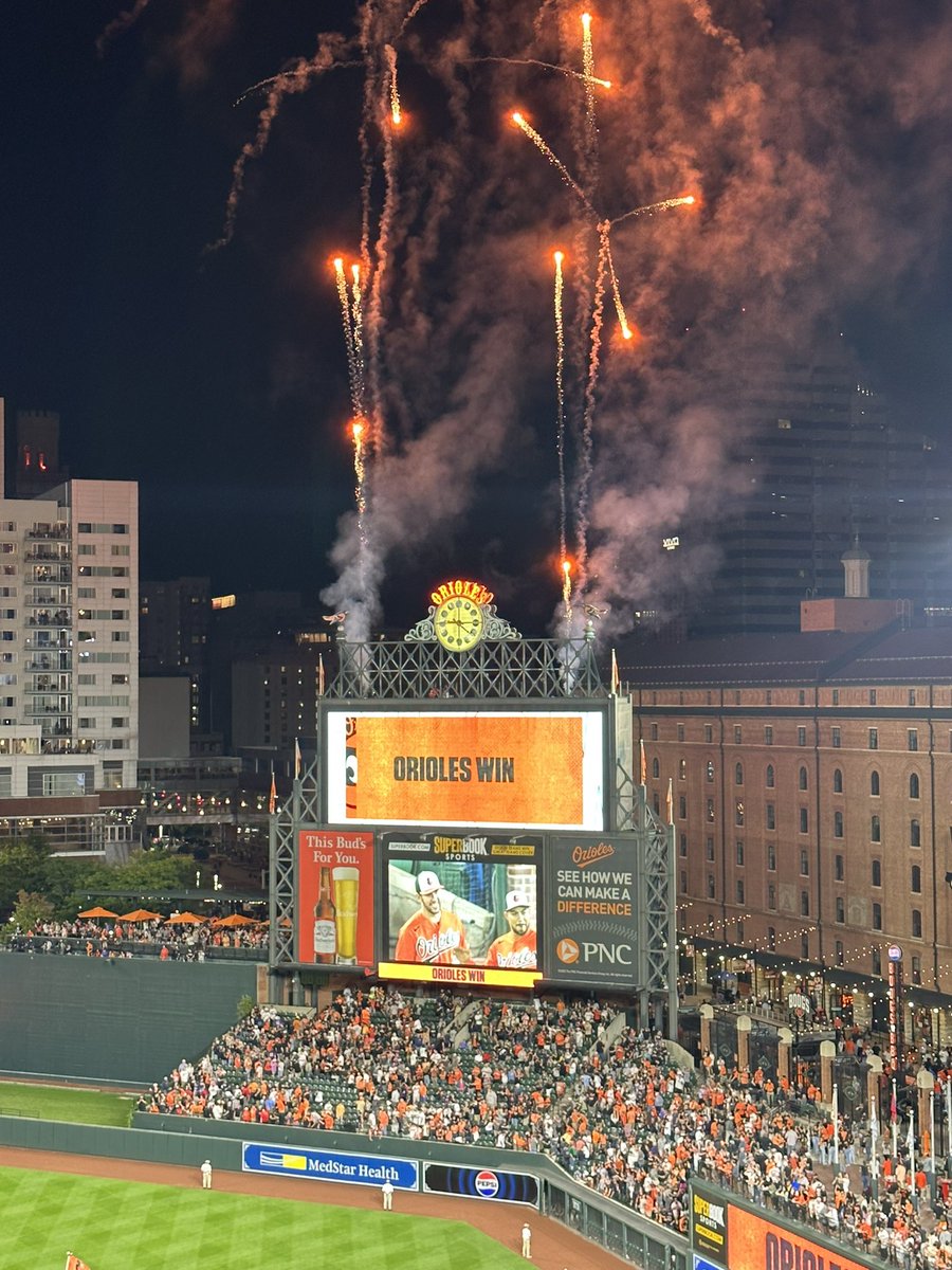 GlenMessier's tweet photo. What. A. Game!!! The excitement cannot be contained—that was a huge win! #OsMagic @Orioles https://t.co/mbzLczgsYc