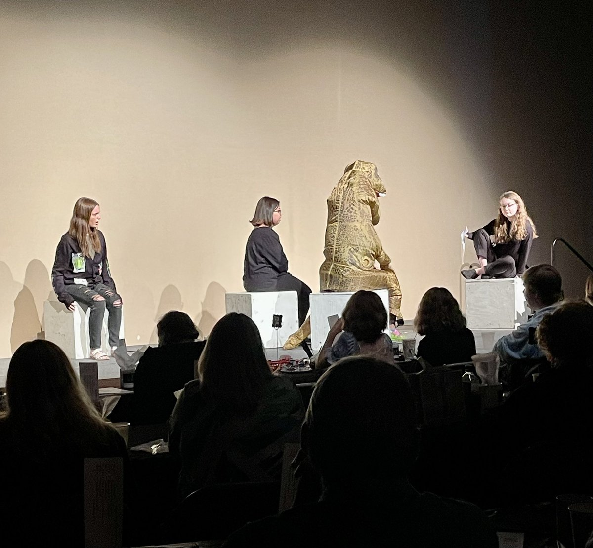 Leah Bender tweet media