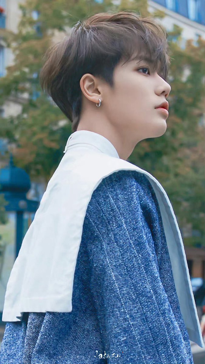 Hi Sunday 🤚🏻☀️

#หลินเยี่ยนจวิ้น #LinYanjun #林彦俊