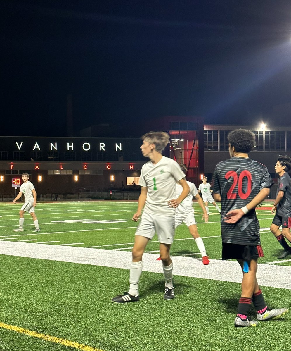 HS_Principal_'s tweet photo. Smithville defeats Vanhorn in the last 2 seconds of the match winning 2-1. https://t.co/ge6fDyFJsm