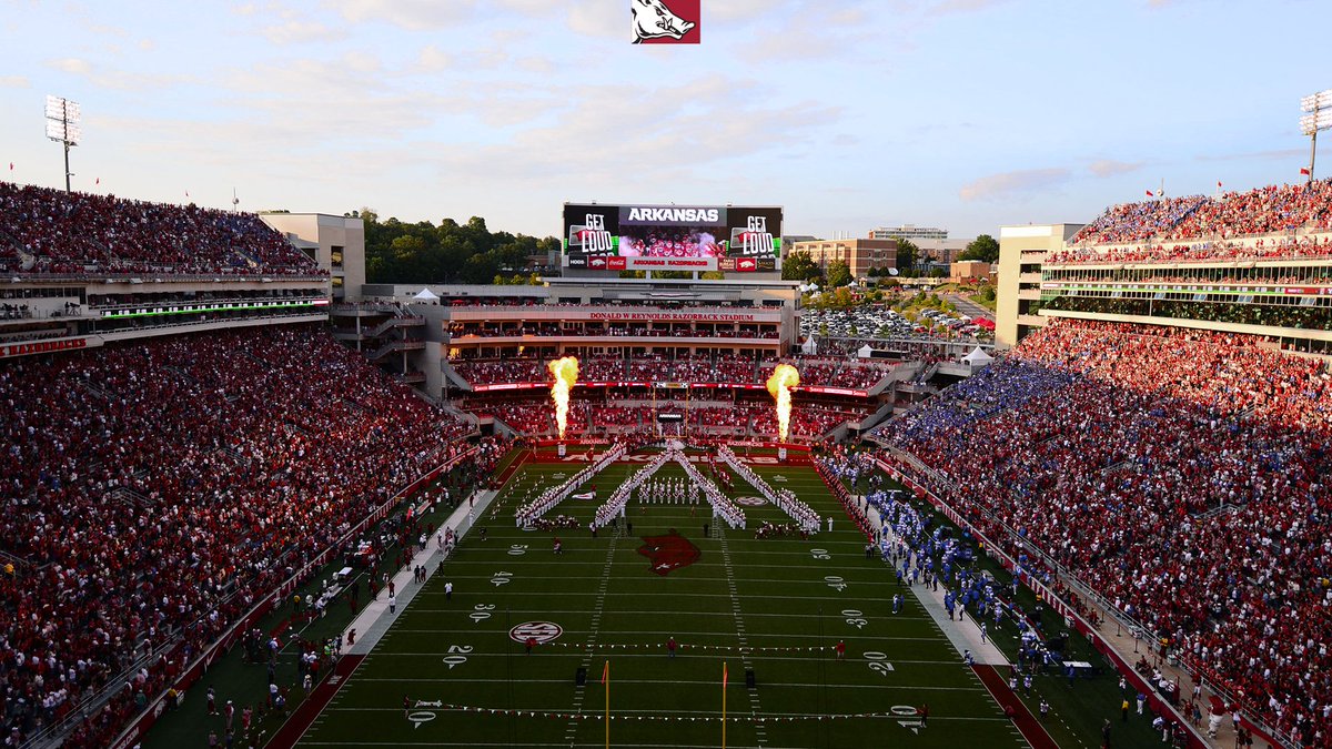Tonight's attendance at Donald W. Reynolds Razorback Stadium: 74,821.

It is the eighth-largest crowd in Donald W. Reynolds Razorback Stadium history.