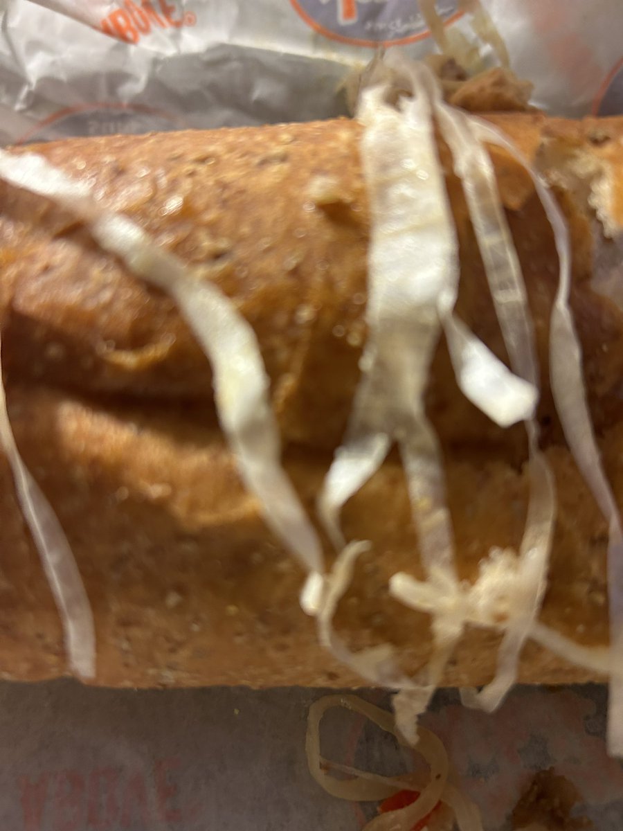 HCUNow's tweet photo. @jerseymikes Jersey Mikes sold me a sandwich laced with plastic shaped like lettuce. I kept chewing and chewing   Finally before I swallowed I pull the good out and it was clear plastic strips cut like long onions. Had I swallowed I would be in ER tonight. This is the trash they served. https://t.co/oMNk1HMCbE