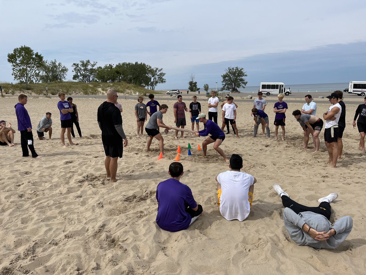 ONUHoops's tweet photo. Team Retreat 2023 @ Warren Dunes State Park! 

#TiGERTOUGH https://t.co/iYSKNryn18