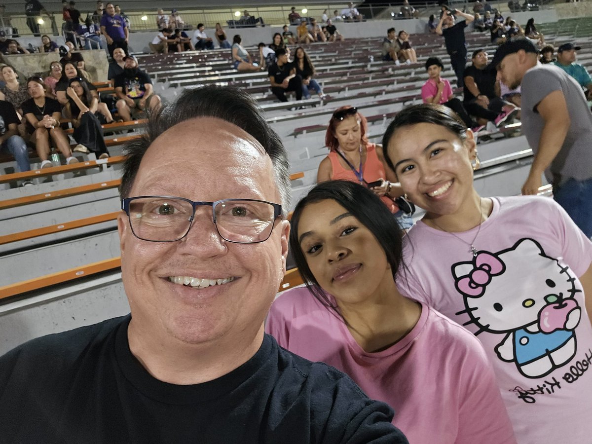 JayTopeMusic's tweet photo. Saturday night lights! #BrackNation #ALLIN https://t.co/VKebHuXys7