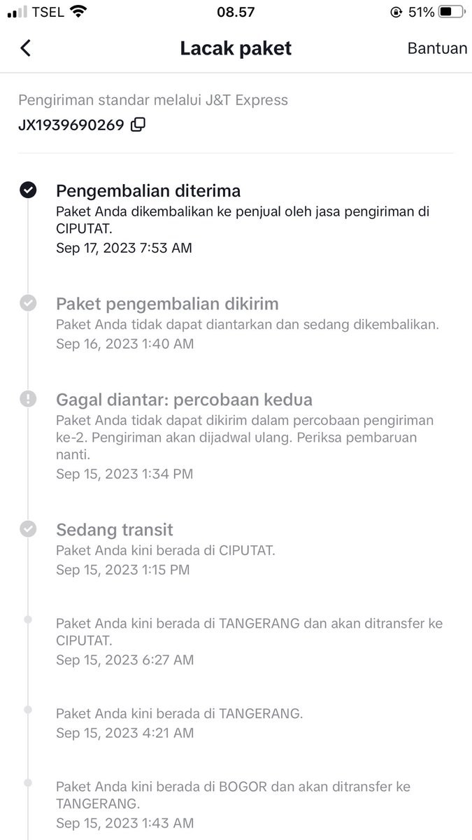 adeekrah's tweet photo. @jntexpressid sejak tgl 5 itu barang udah di deket rumah, nggak dianter seminggu, udah 2 org konfirmasi berujung nihil. Udah negesin ttg retur katanya enggak di retur. Ternyataaaaa kapok bgt pdahal selalu langganan 🤬🤬🤬 https://t.co/b3UlmQpFIp