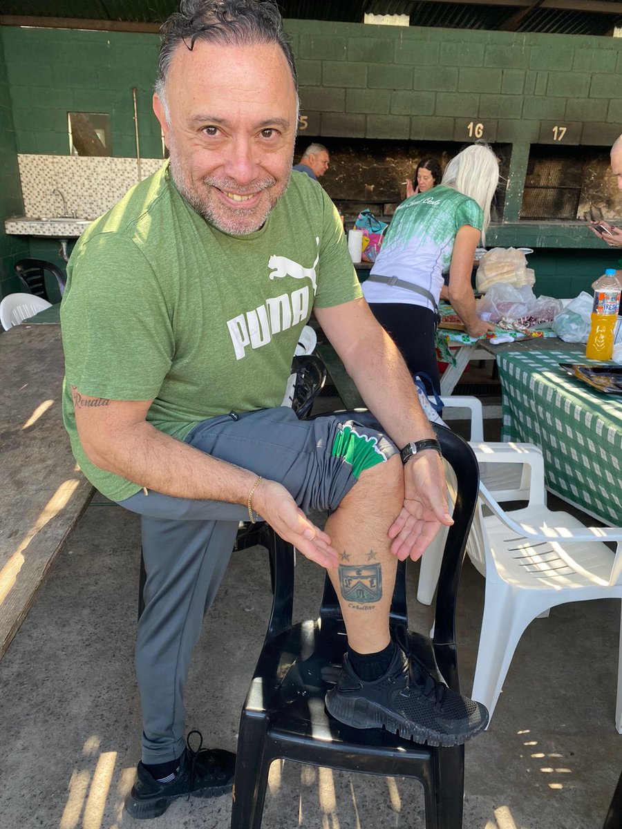 primeroferro's tweet image. EN FERRO CON LOS DE FERRO 🇳🇬

De la cuna al cajón y grabado en la piel como @DarioESilva60OK 💚

Mañana votá dirigentes que sientan lo mismo que vos.

#PrimeroFerro #ParaVolverASer