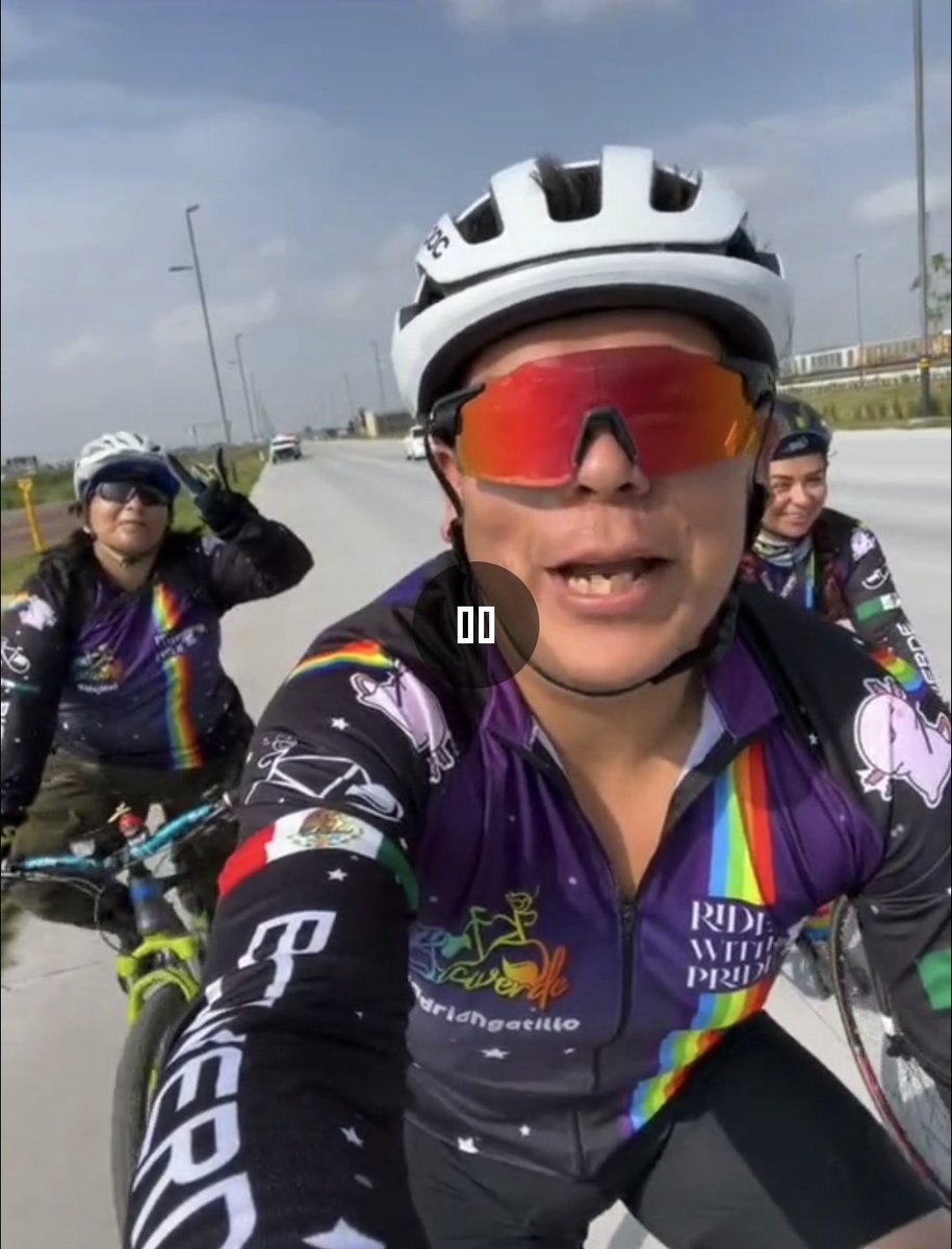 Hoy sali a pasear en bici  para divertirme con mis amix, y termine, detenida por la Guardia nacional, nos minimizaron nos insultaron pero al final disfrute cada pedalazo, si me preguntan lo volverias a hacer, las veces que sean necesarias.