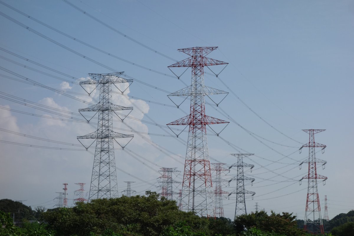 土曜日の鉄塔 また別日。500kV新京葉線と印旛線