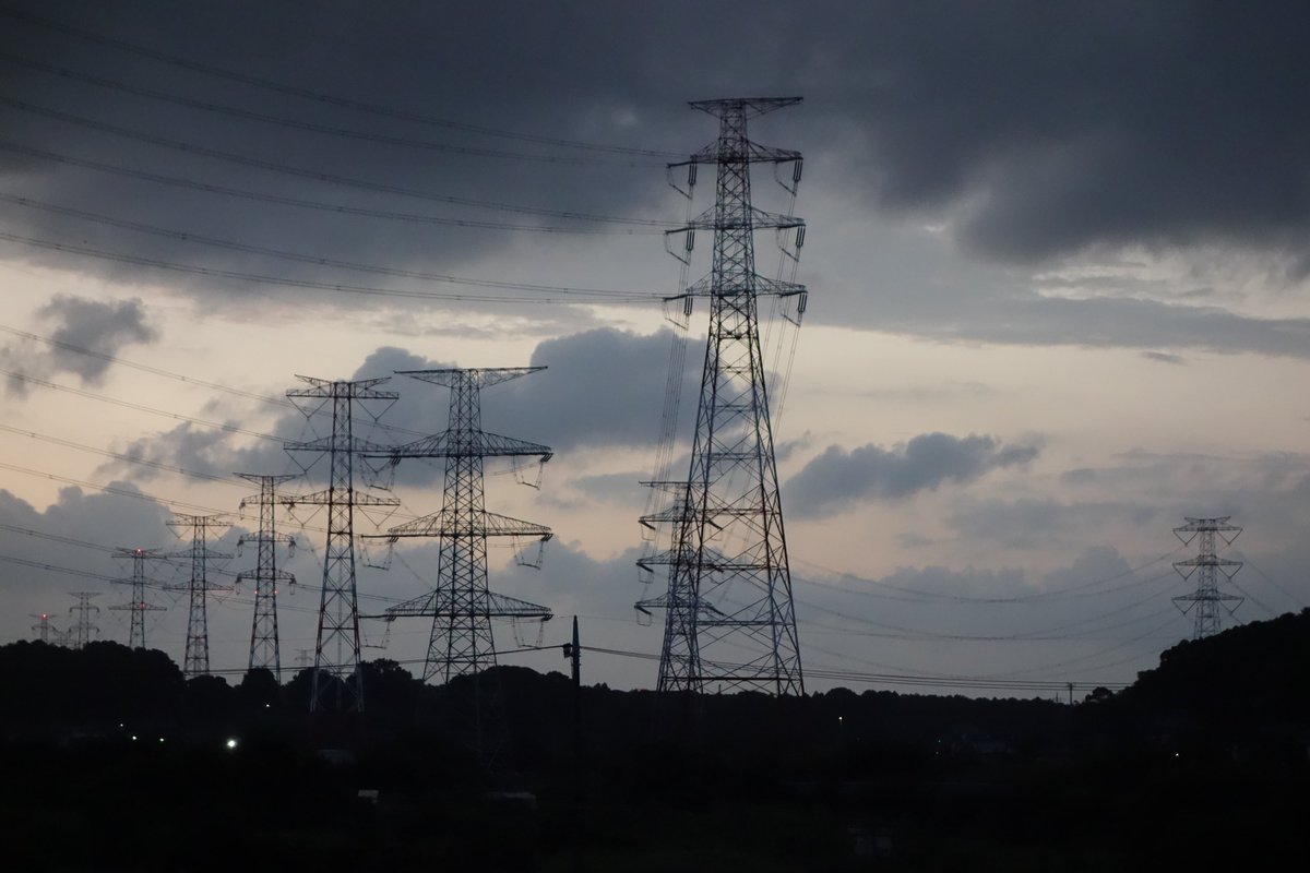 土曜日の鉄塔 また別日。500kV新京葉線と印旛線