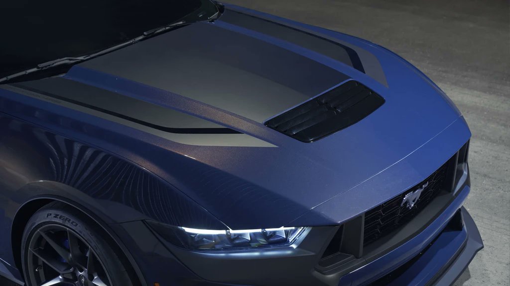 Autocosmos's tweet image. En cuestión de conectividad en @FordMX 𝗠𝘂𝘀𝘁𝗮𝗻𝗴 𝗗𝗮𝗿𝗸 𝗛𝗼𝗿𝘀𝗲 𝟮𝟬𝟮𝟰 😍 #SYNC4 con AppLink 👌🏻 Apple CarPlay y Android y #FordPassConnect 👏👉 mx.atcs.ms/3LngmjI