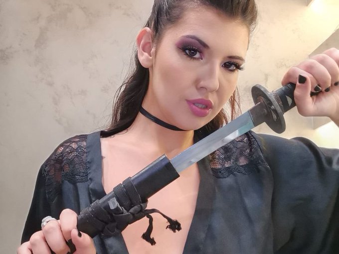 Just finished a pay-per-minute #Skype show on SkyPrivate! You can call me too for a sexy private show<a href="/tag/skype"class="tags">#Skype</a>