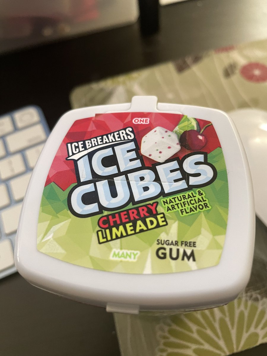 ceteris paribus tweet media