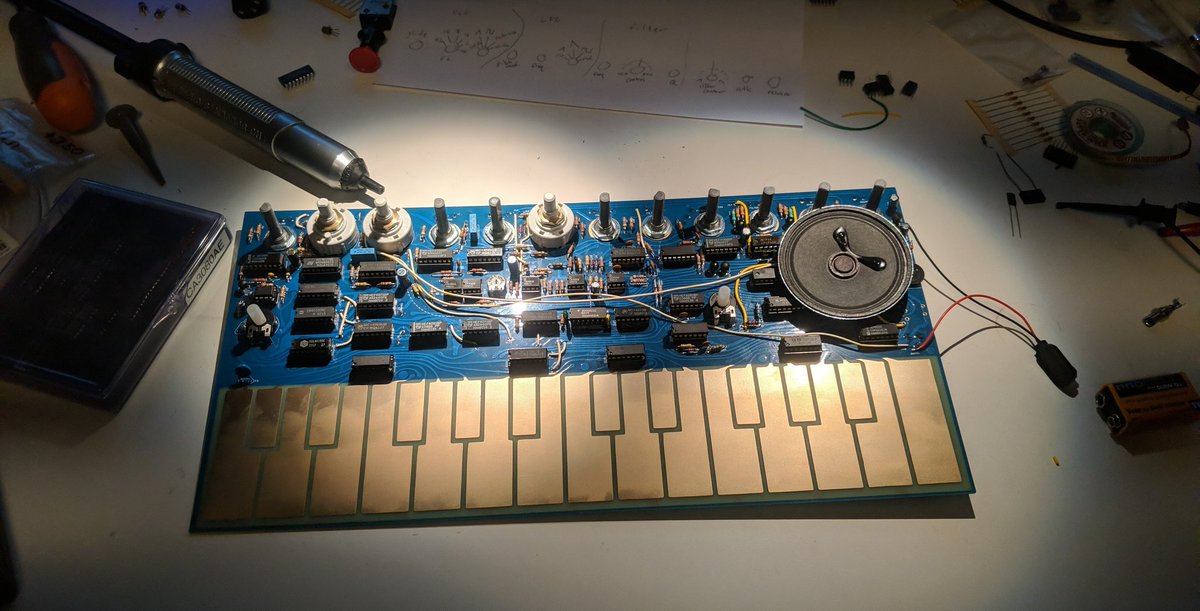 Devin's Bench tweet media