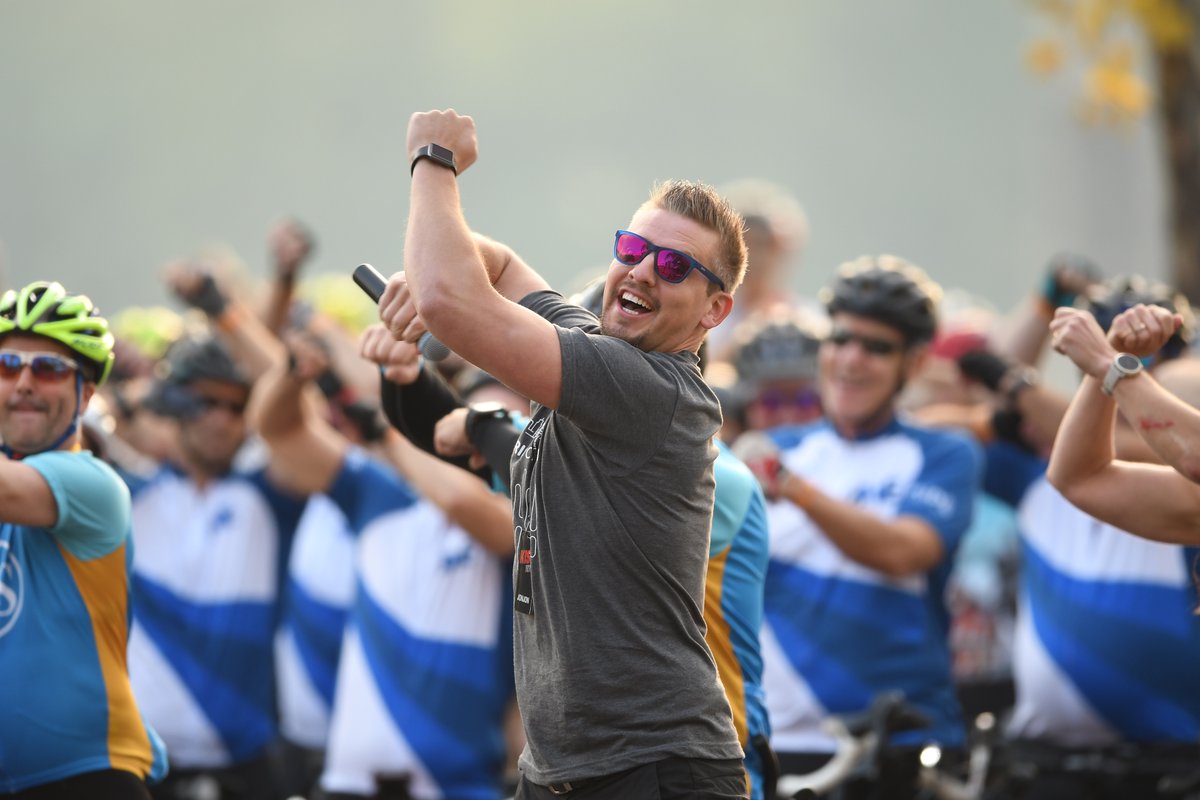 RideCincinnati's tweet photo. Hey Riders! Are you ready for an incredible day?! Today we celebrate all of your efforts in the fight against cancer. 

Good luck and be safe out there! Remember that helmets are required and to follow the rules of the road.

#UnitedAgainstCancer #RideCincinnati https://t.co/IjlFuLDofV