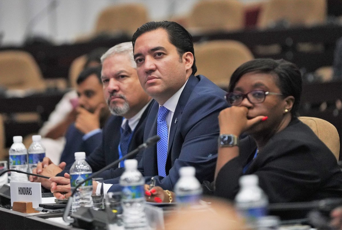 Hector Manuel Zelaya Castro tweet media