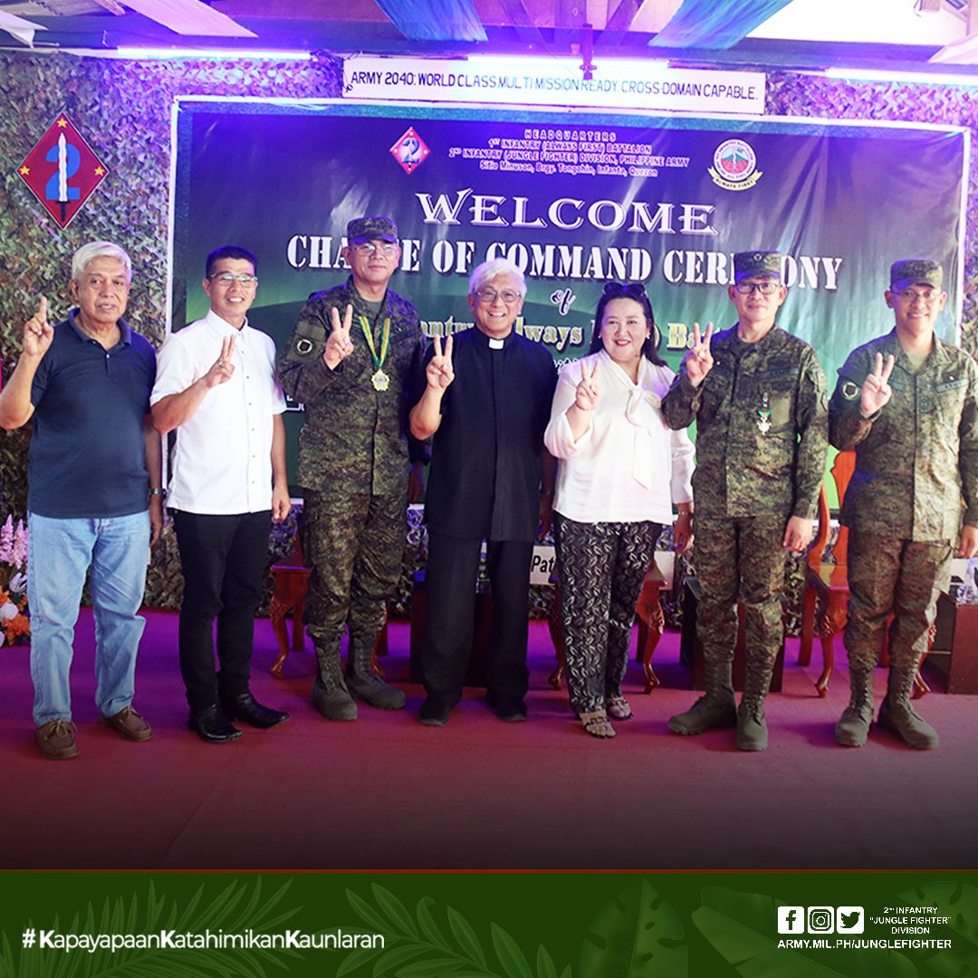 JungleFighter2's tweet photo. The Always First Battalion welcomed its new commanding officer in a Change of Command Ceremony by the 2ID Commander Maj. Gen. Roberto S. Capulong at the battalion's headquarters in Infanta, Quezon on Saturday, September 16, 2023.

#JungleFighter
#KapayapaanKatahimikanKaunlaran https://t.co/FH0VwBGRPs