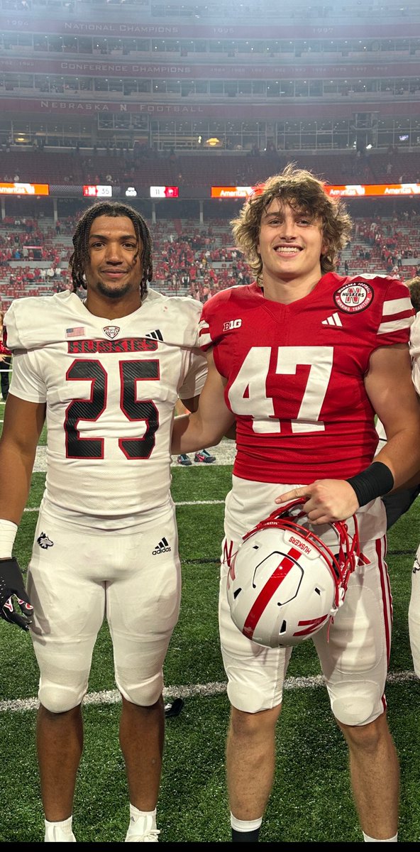Gway1490's tweet photo. @jake_gassaway @StengerGage a couple of MS Patriots together again in Lincoln. Proud of these 2!! https://t.co/RQHYOWZIcA