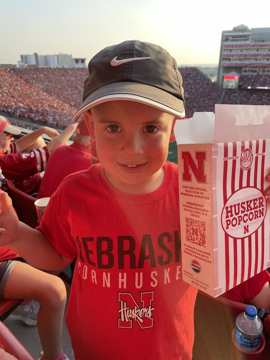 lrknutson3's tweet photo. GBR first husker game for these two. #huskers https://t.co/laDQXUr7iv