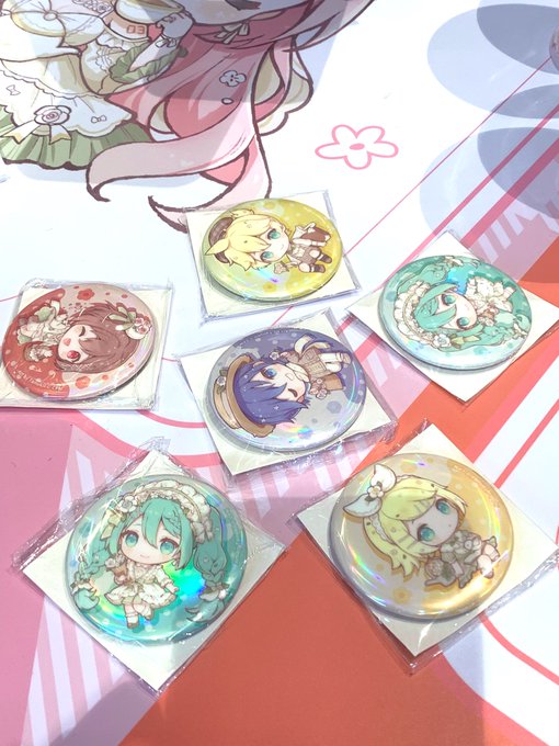 recently went to the vocaloid collab cafe!! everything was so cute,,  