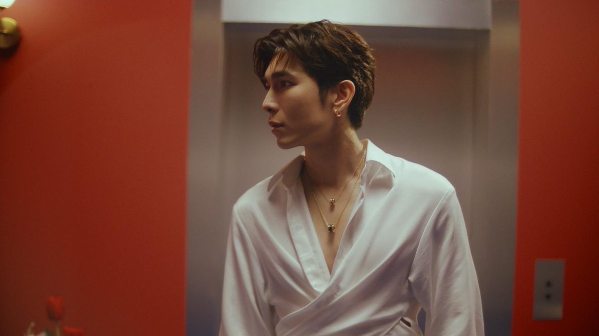 SolSkipperCo's tweet photo. GOOD MEWNING ~

ใบ้ให้.. เนื้อเพลง มีคำว่า "รัก" 😉

#SwitchingVoice  
#RSMUSICUPRISING
#RSMUSIC 
#RSMUSICxMewSuppasit
#MewSuppasit #มิวศุภศิษฏ์ https://t.co/6xX88gn0aQ