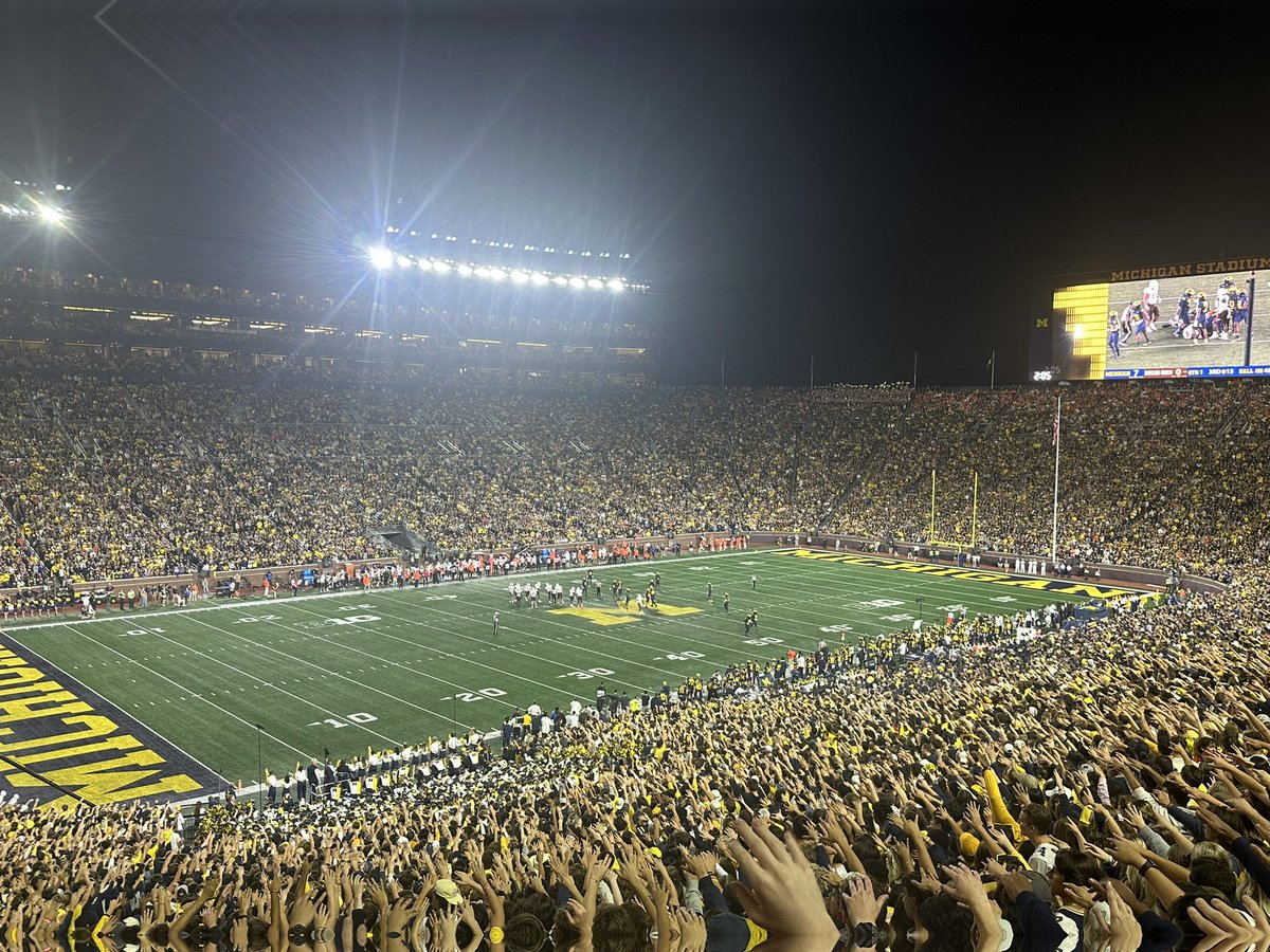 Can’t get enough. #GoBlue #underthelights @UMichFootball