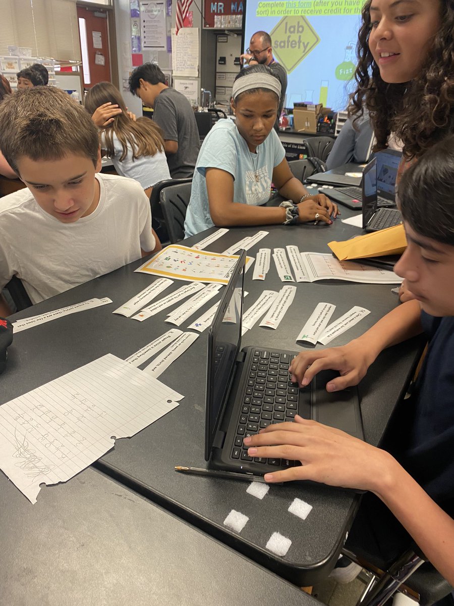CarmenHopkins_1's tweet photo. Incredibly impressed by @ChaseScorpions students' enthusiasm in the science lab! They're diving into STEAM with so much energy and creativity. Keep up the amazing work, young scientists! ๐๐ก #STEAMStars #romogrows https://t.co/gonDHzqADQ