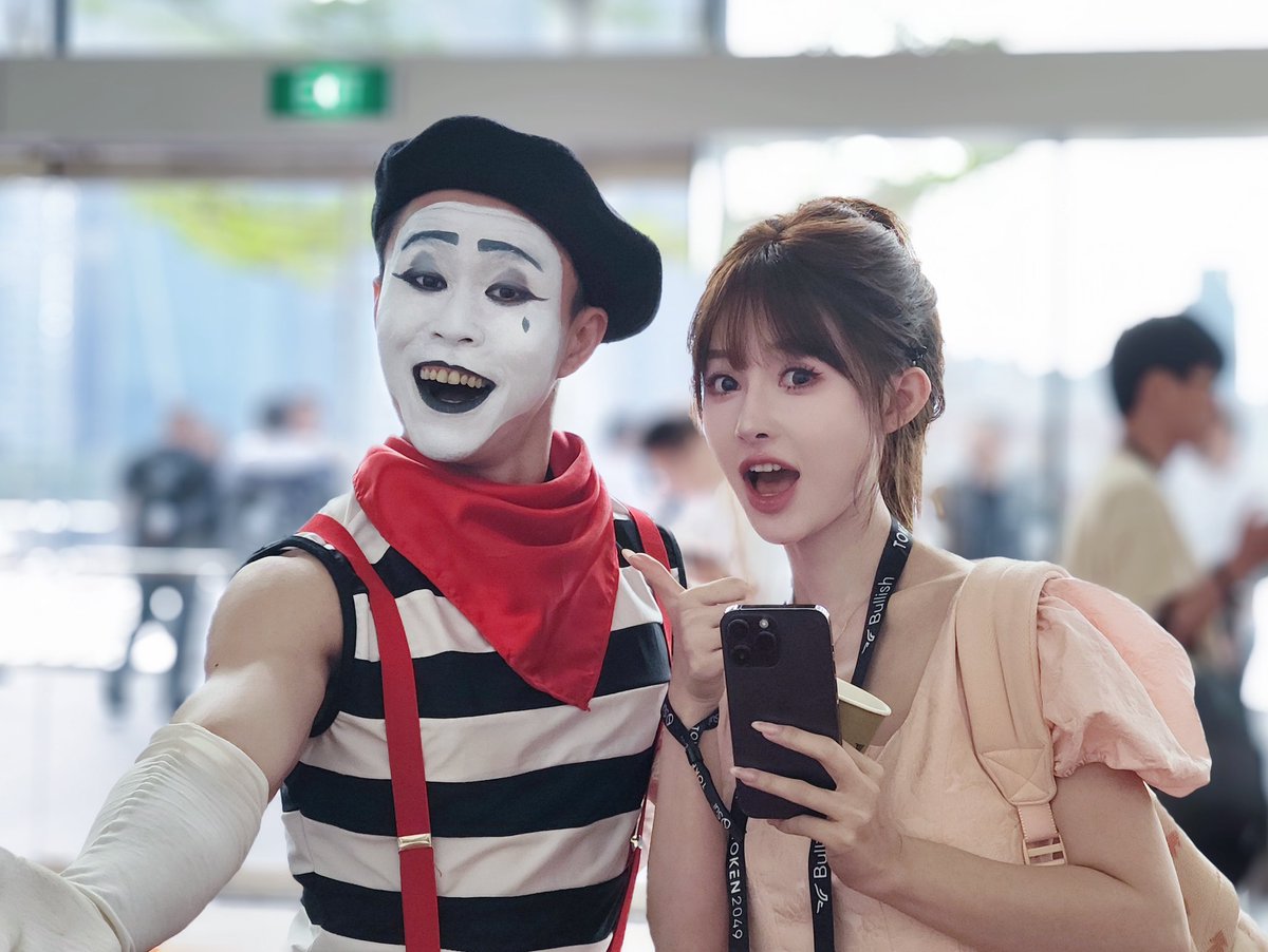 嘿嘿 TOKEN 2049遇到了好多有趣的灵魂   
趁你们没起床偷偷晒一下😆 https://t.co/1iWriU9gtj