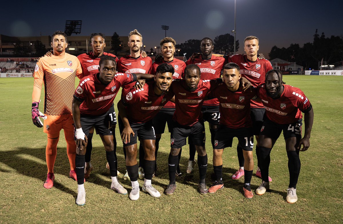 fuego_futbol's tweet image. 🔥🔥🔥

#CVvNCO #IceandFire #ForValleyandClub