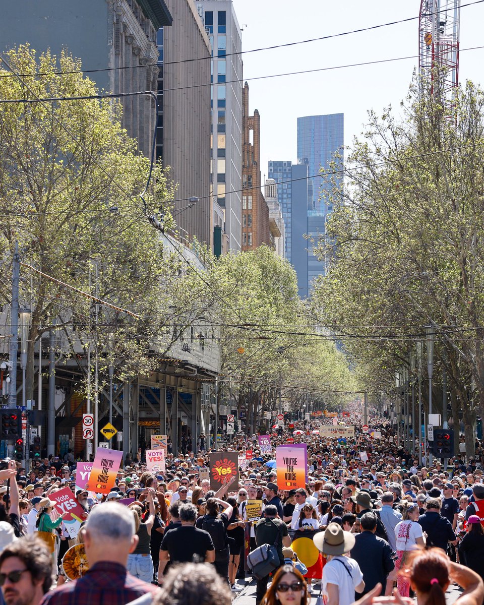 Tens of thousands of people are walking for Yes in Melbourne! 

Australians are coming together to support a better future by voting Yes for recognition through a Voice. #yes23
