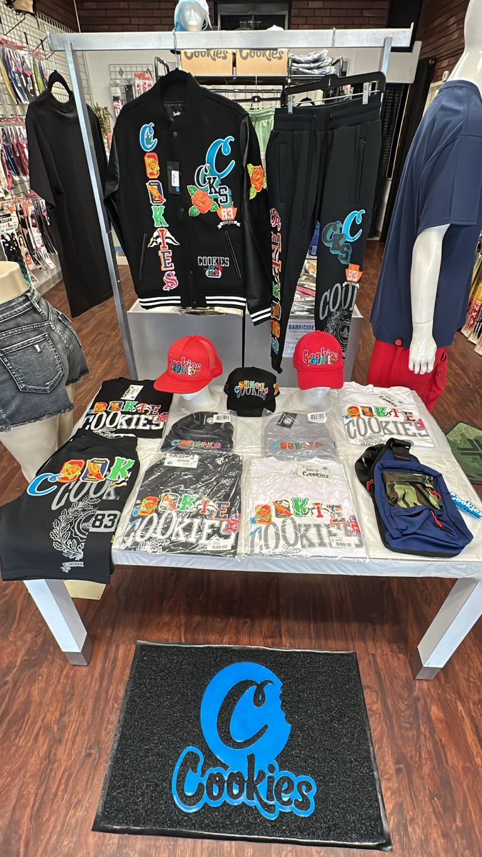 Pack 12 <a href="/CookiesSF/">Cookies Clothing</a> collection 

in store now 🍪🌽🔥

#Cookiessf #CookiesLNK #tiultd