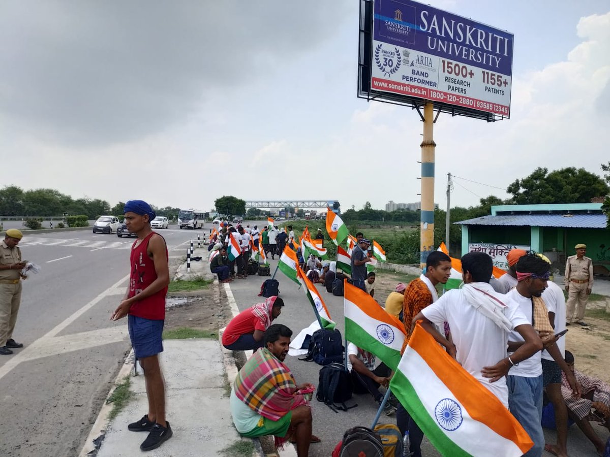SonivaniK's tweet photo. #SSCGD2018 के छात्र हित के लिए आवाज उठाएं, महा ट्वीटर अभियान में अपनी भागीदारी निभाएं।
#राष्ट्रीय_बेरोजगार_दिवस
@narendramodi https://t.co/ehR2YGUYw1