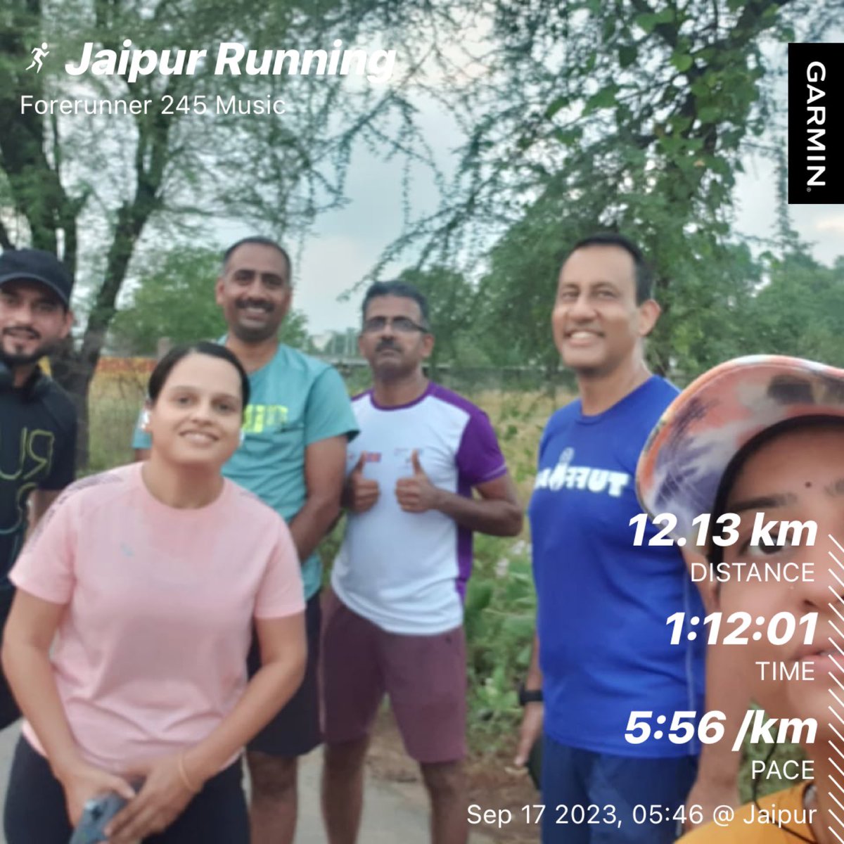 ArunPositivity's tweet photo. Group run of 12km run with Rangoli runners 🏃‍♀️ 🏃‍♂️🏃 today . Wish u all a awesome Sunday 👍🙏 Super Sunday for Fitness #DogLover #PetLover #Happy #Grateful #Positivity #Fit #Fitness #HealthyLifestyle #Runner #Run #Gratitude #GoodMorning n have a great day https://t.co/tQjDsBMusY