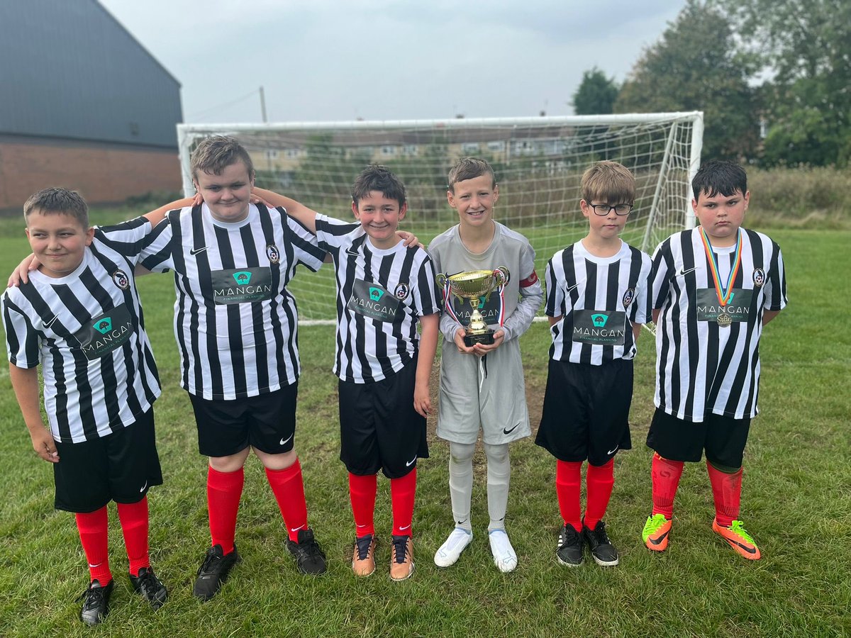 Our u15 inclusive team respect cup winners at the tournament on Saturday 👏👏🖤🤍